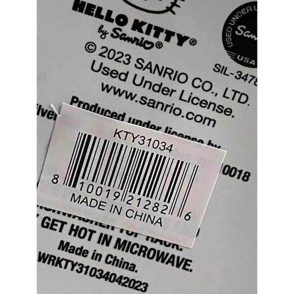 Sanrio Hello Kitty Polka Dots Apples Daisies All Over Red Ceramic Mug 20oz NEW - Picture 9 of 9